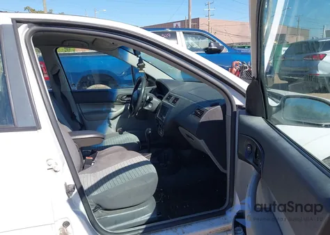 2007 Ford Focus S/Se/Ses z USA, uszkodzony, nr VIN 1FAFP34N17W112137